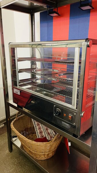 Vitrina Calda Hendi 160 l.